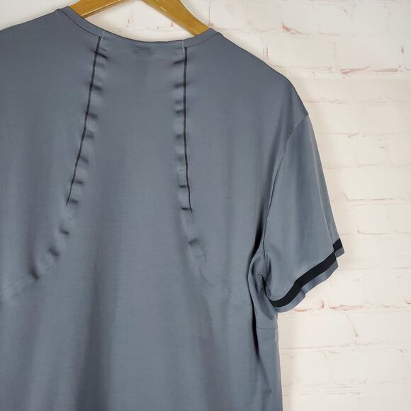 Lululemon Fast Free Bold Lines Short Sleeve Shirt Mens L Asphalt Gray Reflective - Picture 7 of 11